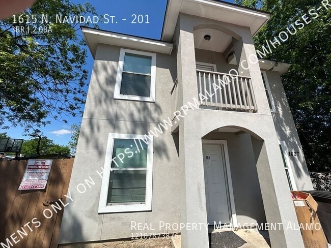 Primary Photo - 1615 N Navidad St