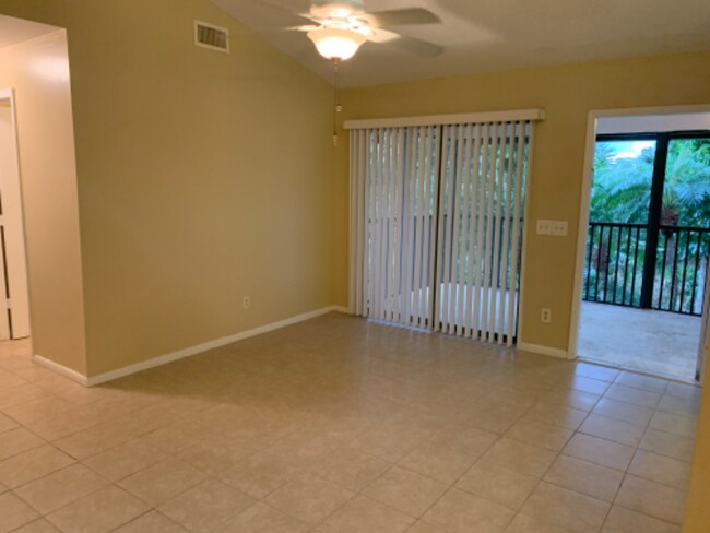 Building Photo - 6531 SE Federal Hwy