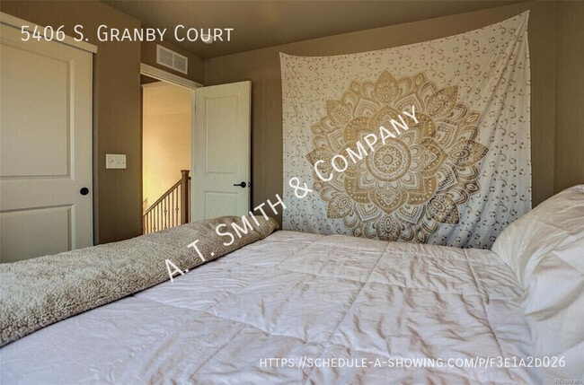 Building Photo - 5406 S Granby Ct