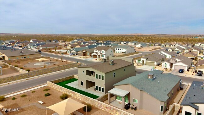 Building Photo - 122 Esther Trl