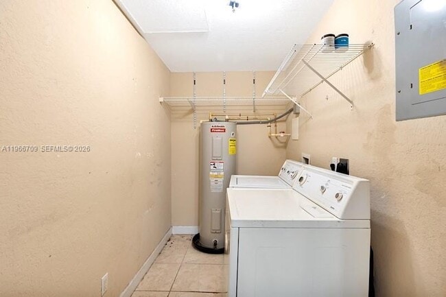 Building Photo - 7166 Southgate Blvd