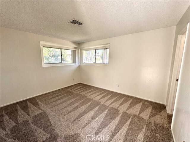 Building Photo - 143 Marywood Ave