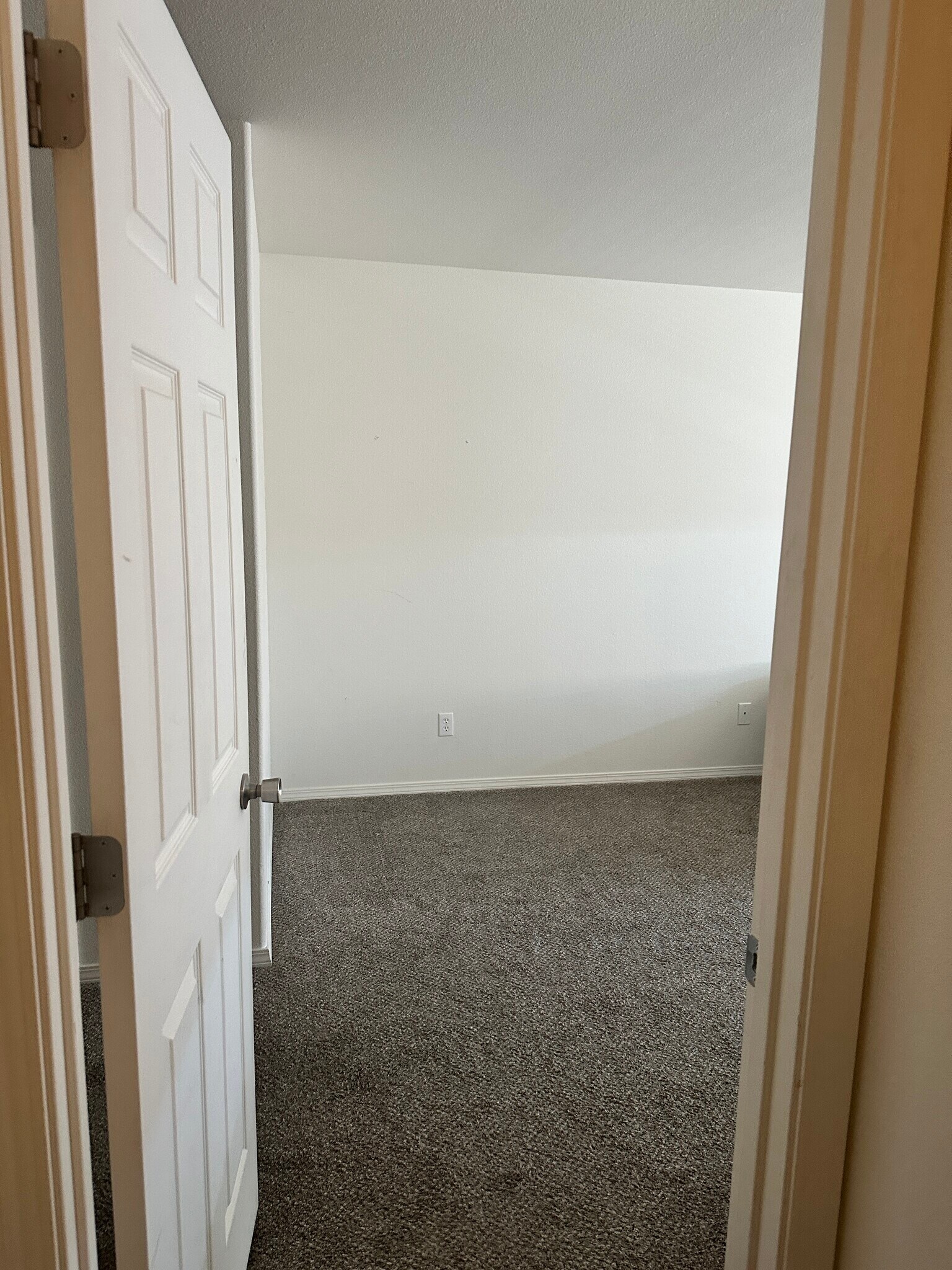 Building Photo - 1096 Longbow Ln