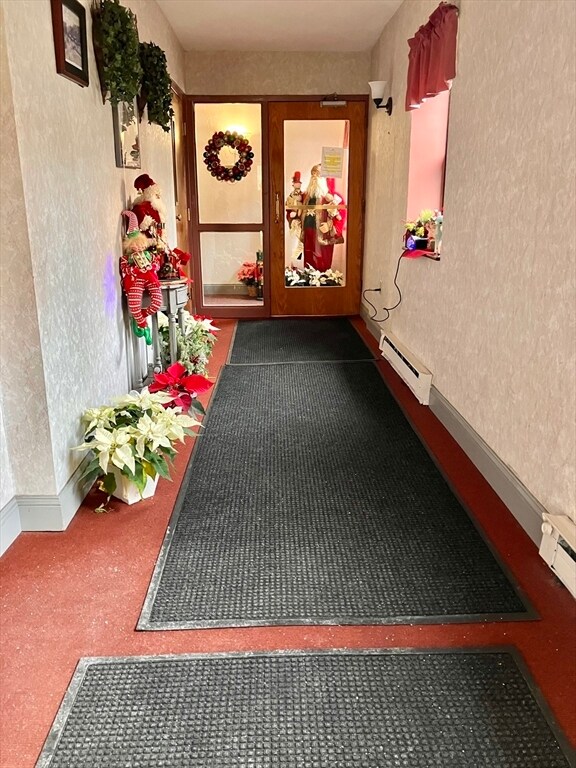 Building Photo - 8 Nahant Pl