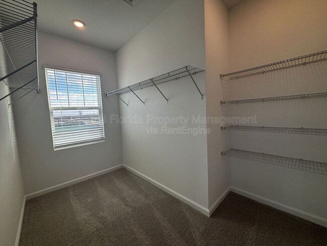 Building Photo - 7370 Summer Ivy Aly