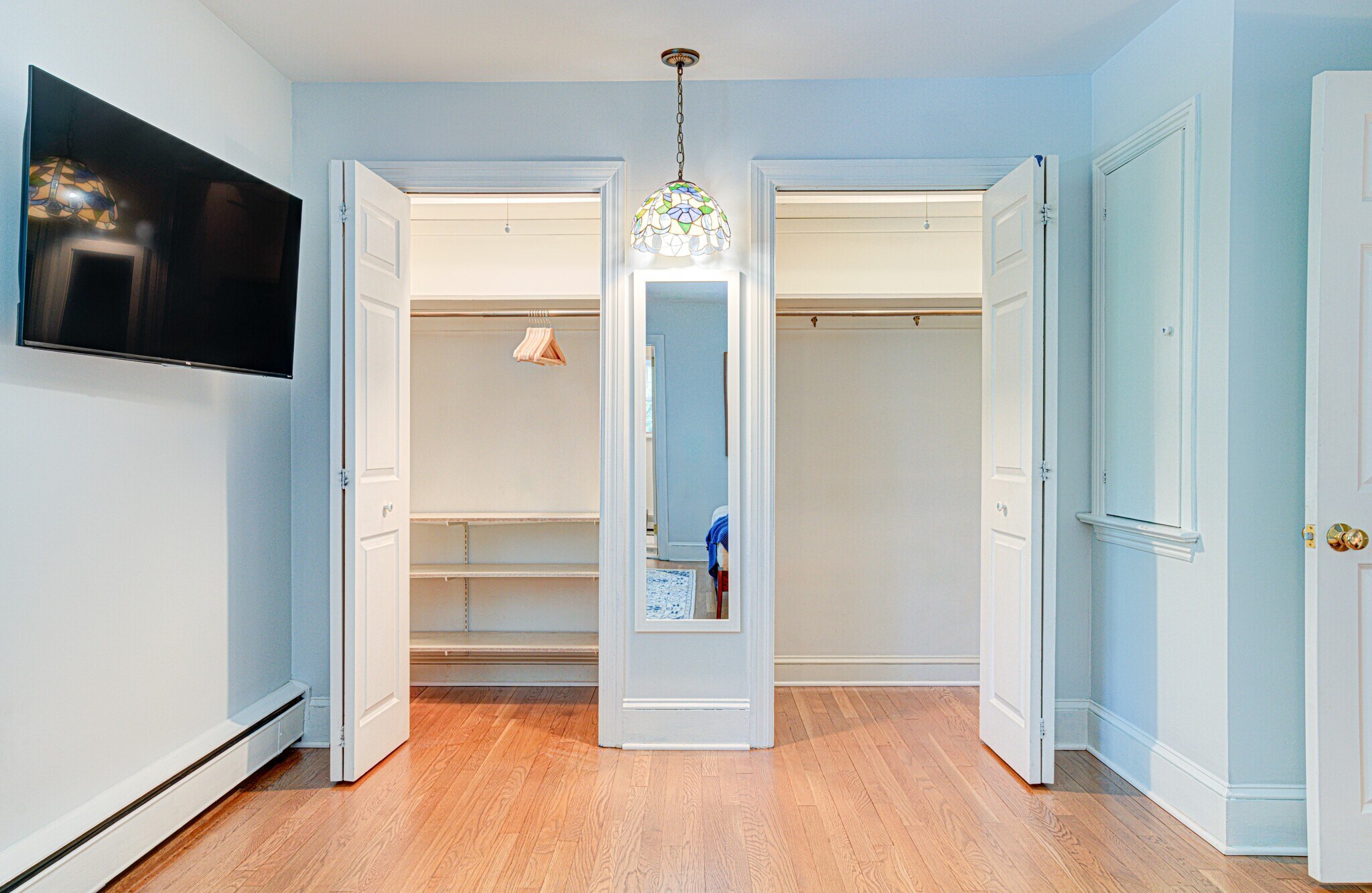 Building Photo - 7 Carol Ln