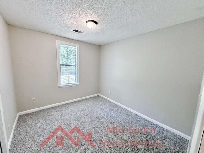 Building Photo - 3899 Kerwin Dr