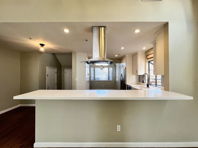 Building Photo - Updated Three Bedroom Home in the Heart of Napa