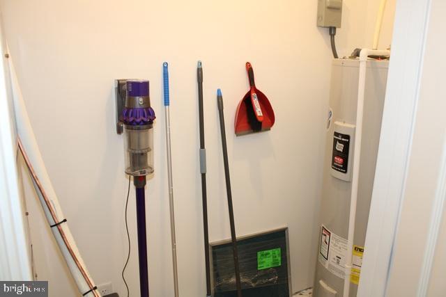 Building Photo - 775 DRIVE