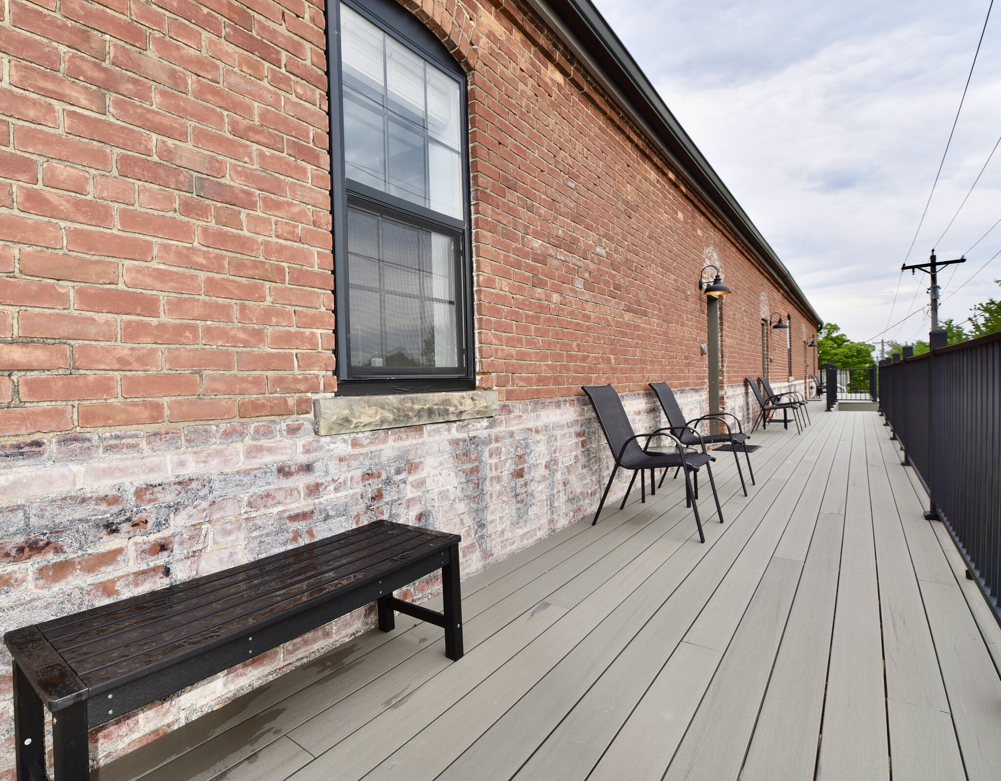 Deck and or patio space - 101 W Broadway St