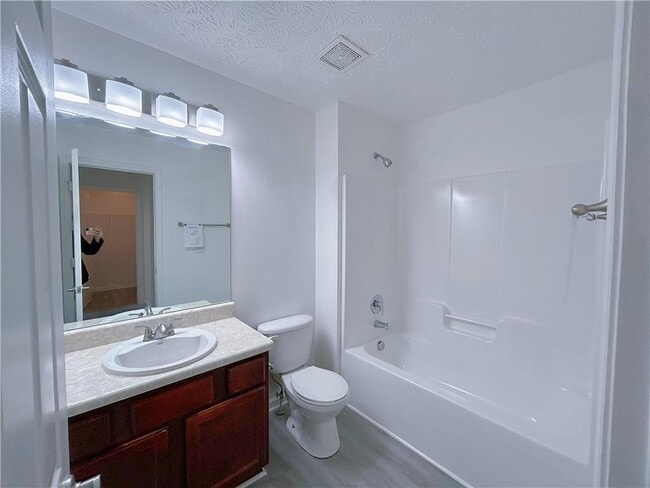 Building Photo - 4222 High Park Ln
