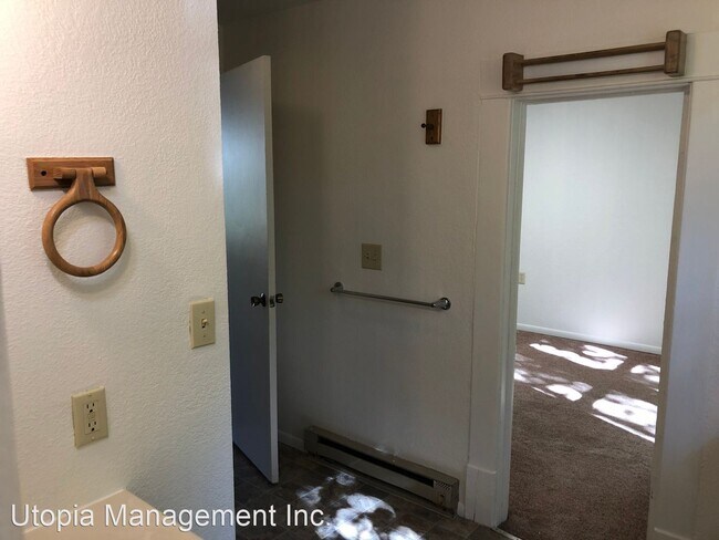 Building Photo - 3 br, 1 bath House - 1013 Jersey Street