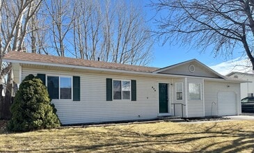 Building Photo - Cute Home For Rent In Rexburg