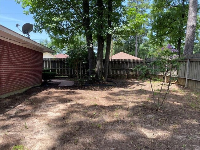 Building Photo - 3011 Sand Dr