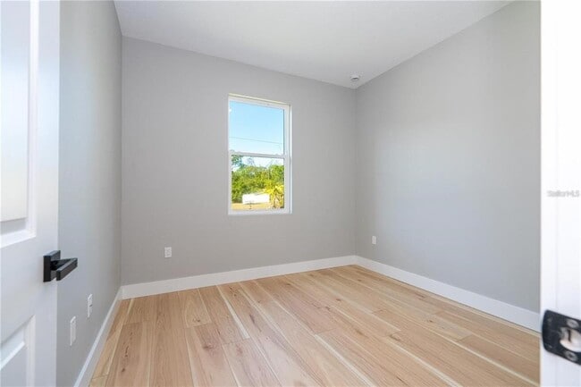 Building Photo - 15 Ramblewood St