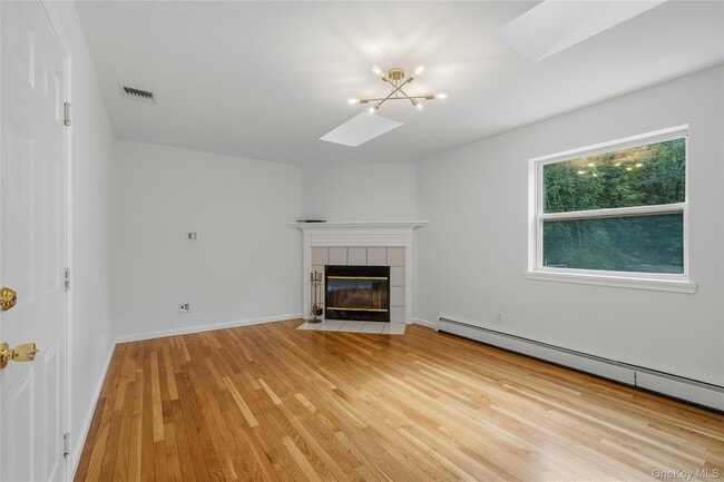 Building Photo - 35 Cunningham Dr