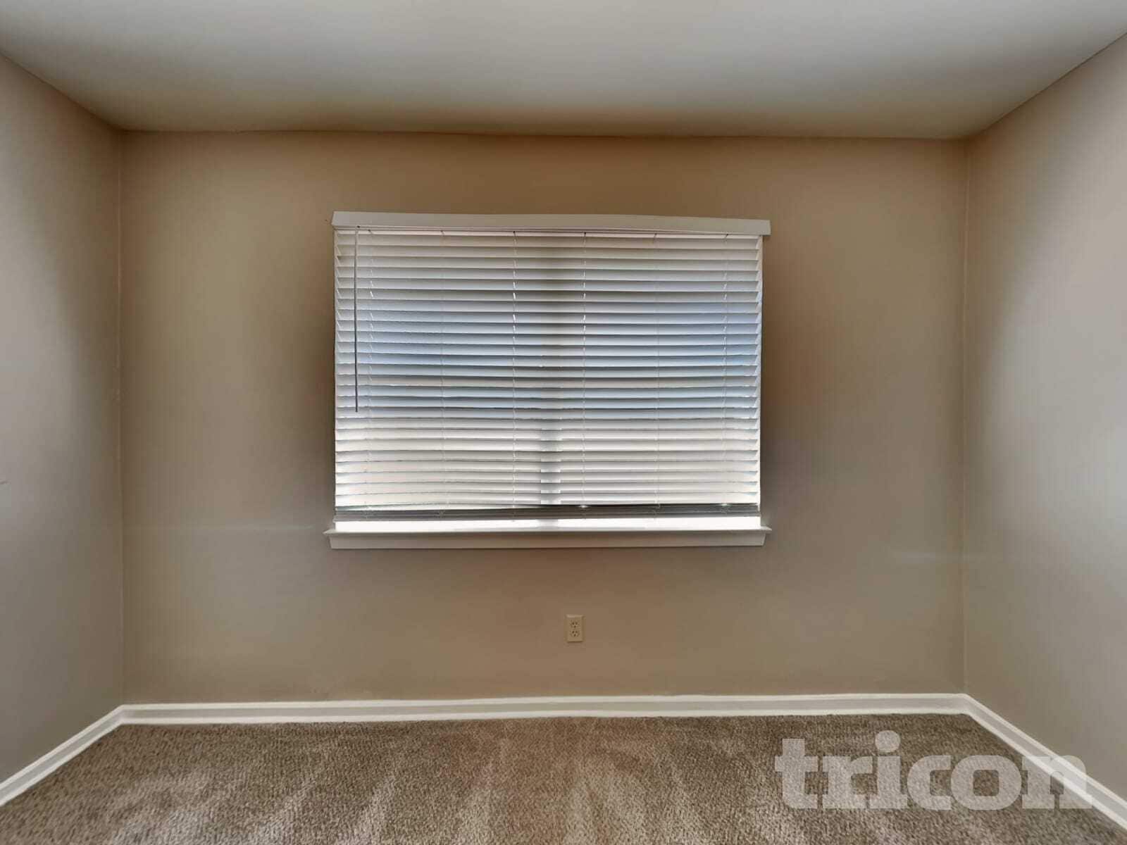 Building Photo - 5619 Nina Lee Ln