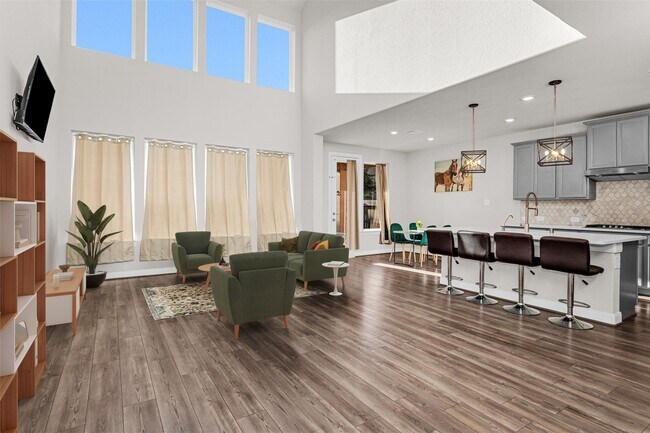 Building Photo - 17685 Martin Crk Ln