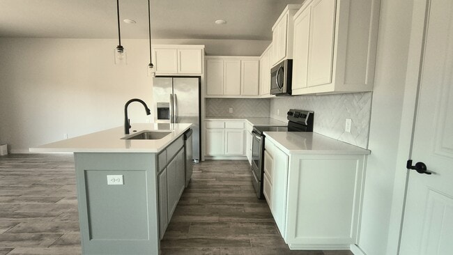 Building Photo - 1215 Sierra Ln