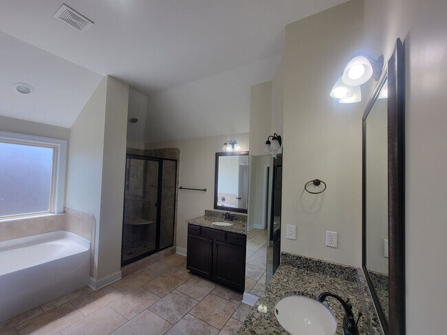 Building Photo - 135 Langfuhr Way