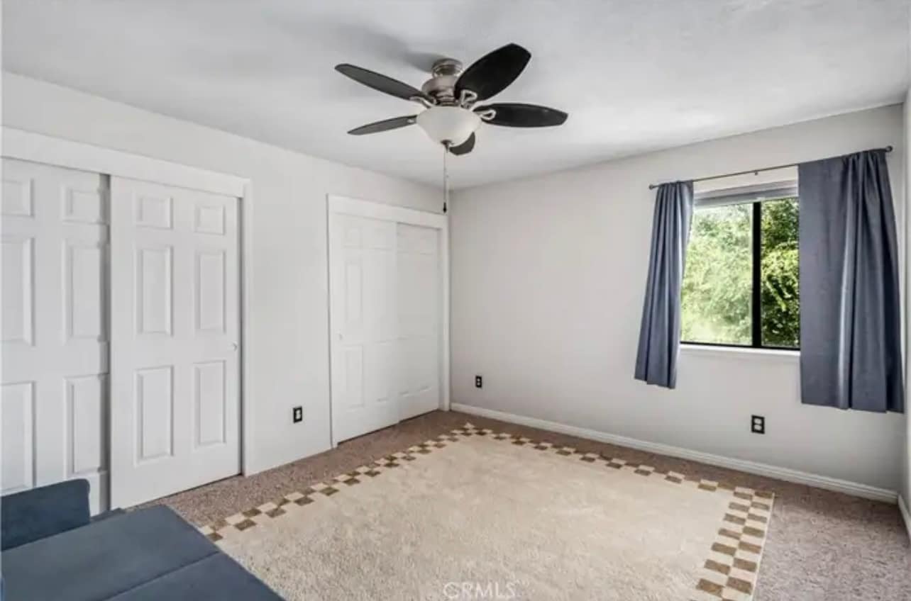 Building Photo - 4554 Meadow Pl