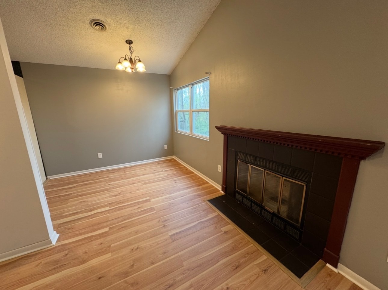 Building Photo - 1307 Greenwich Dr