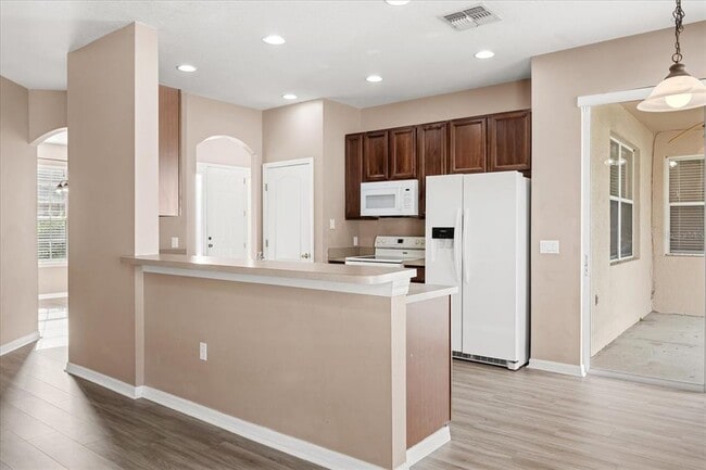 Building Photo - 3817 Blue Dasher Dr