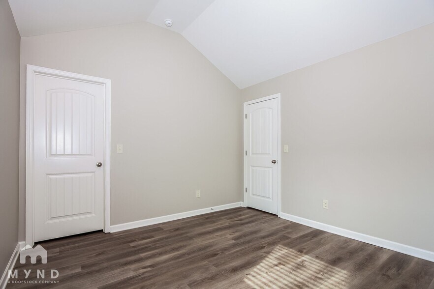 Building Photo - 484 Dasheill Ln