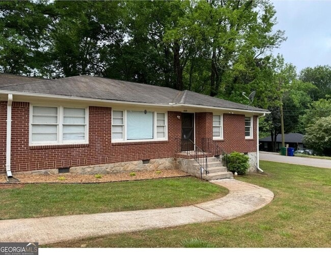 Building Photo - 2225 Alpha Dr