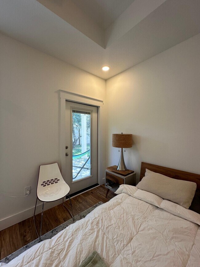 Building Photo - 4819 Whitewood Rd