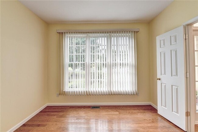 Building Photo - 3615 Ansley Park Dr