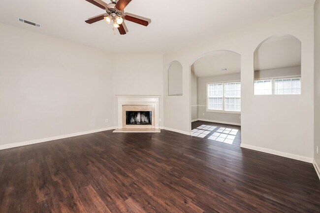 Building Photo - 44 Creek View Ct