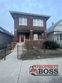 Building Photo - 4515 Magoun Ave