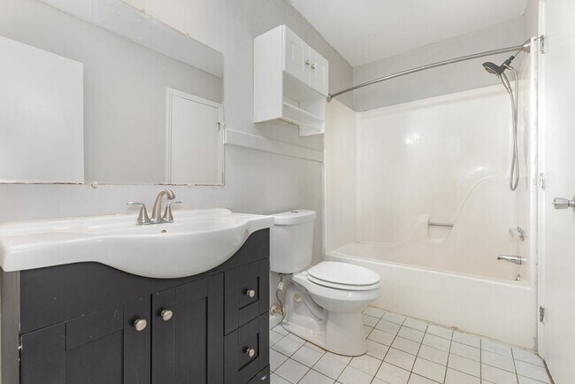 Building Photo - 8503 Beechbrooke Rd