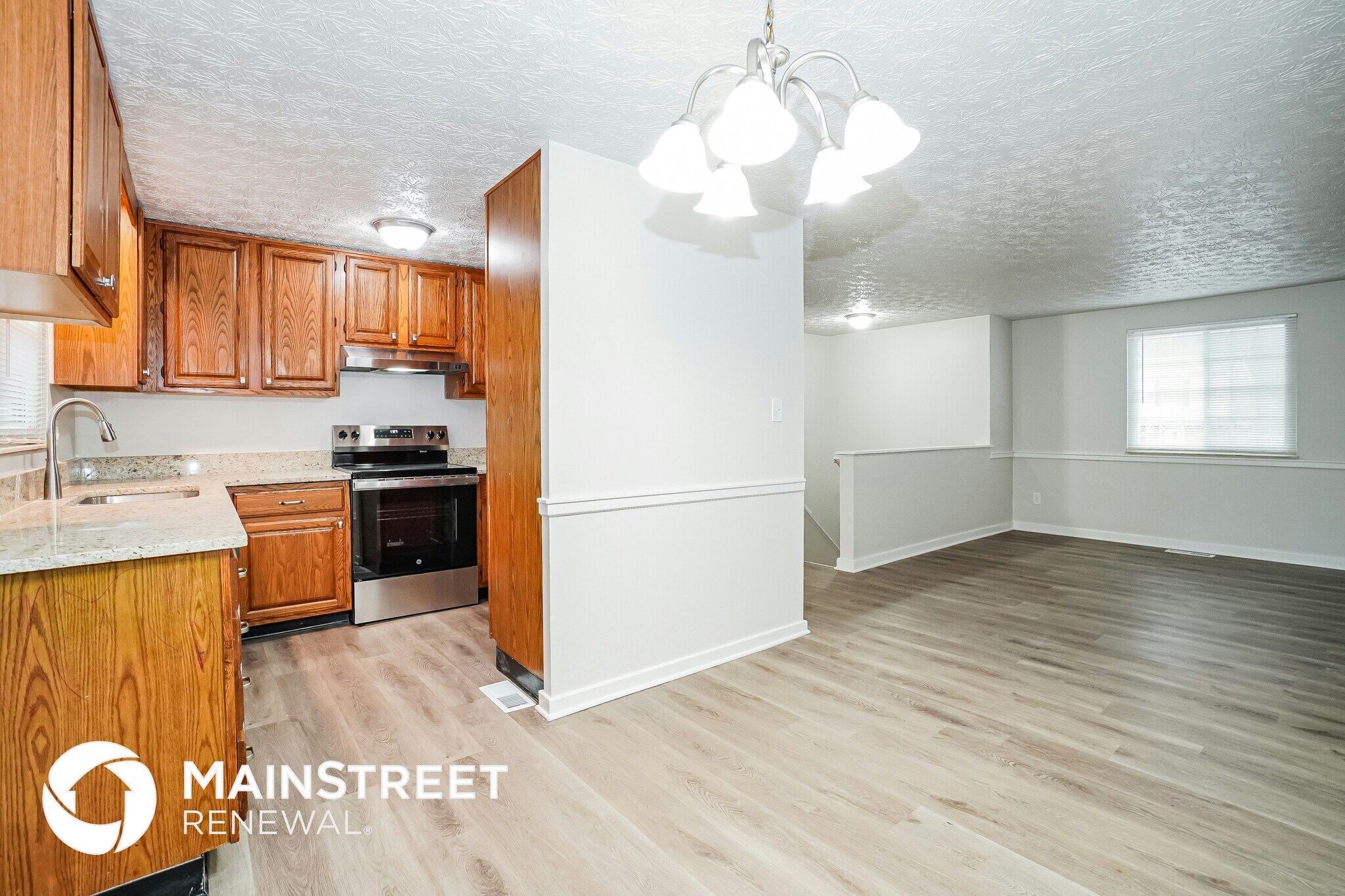 Building Photo - 511 Hilltop Dr