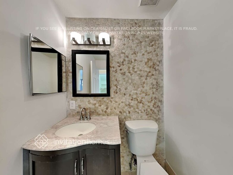 Building Photo - 16343 NW 21st St