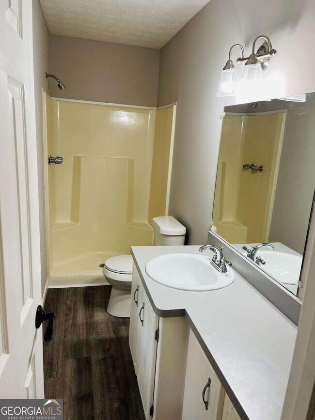 Building Photo - 2472 Ramblewood Ct
