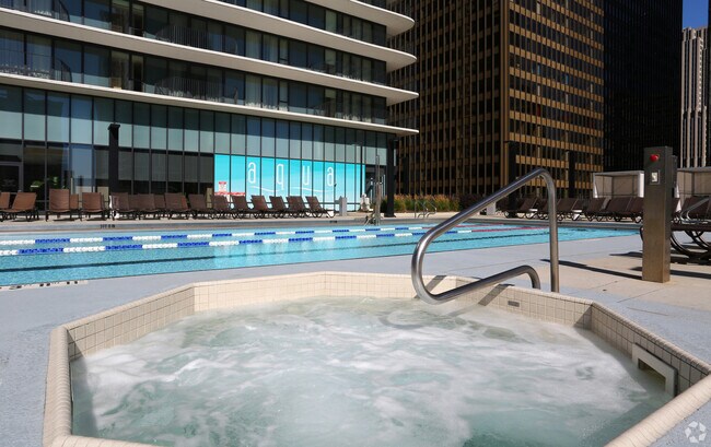 Building Photo - 227 N Columbus Dr