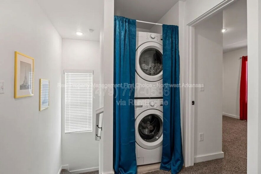 Building Photo - 1061 Kentucky Ave