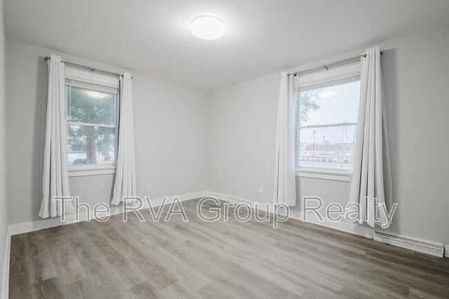 Building Photo - 4930 Bethlehem Rd