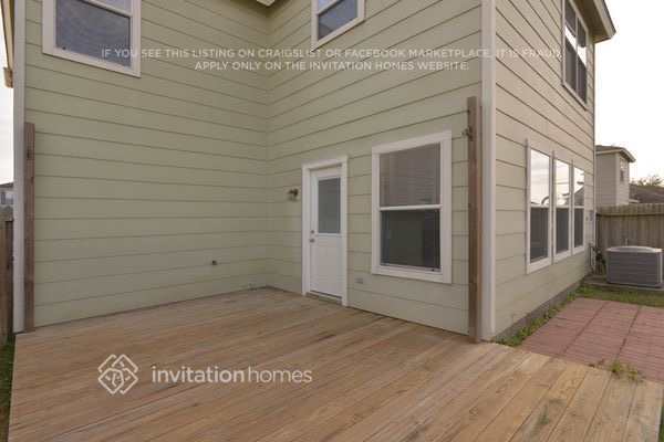 Building Photo - 3515 Avalon Castle Dr