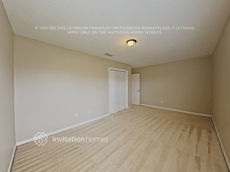 Building Photo - 16138 Bridgepark Dr