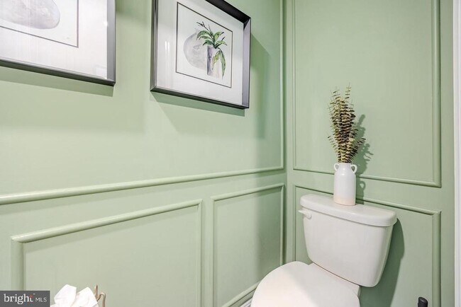 Building Photo - 171 Schyrock Dr