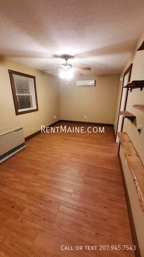 Building Photo - 60 S Factory St