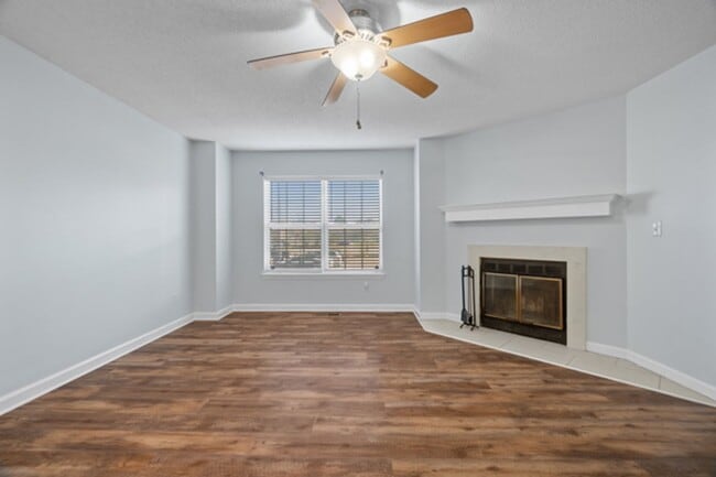 Building Photo - 2 Bed 2 Bath Condo for Rent in Norfolk!