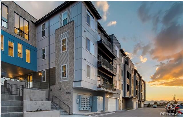 Building Photo - 460 E Fremont Pl