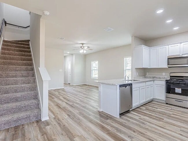 Building Photo - **Discover Elevated Living at Hunters Ranch!**
