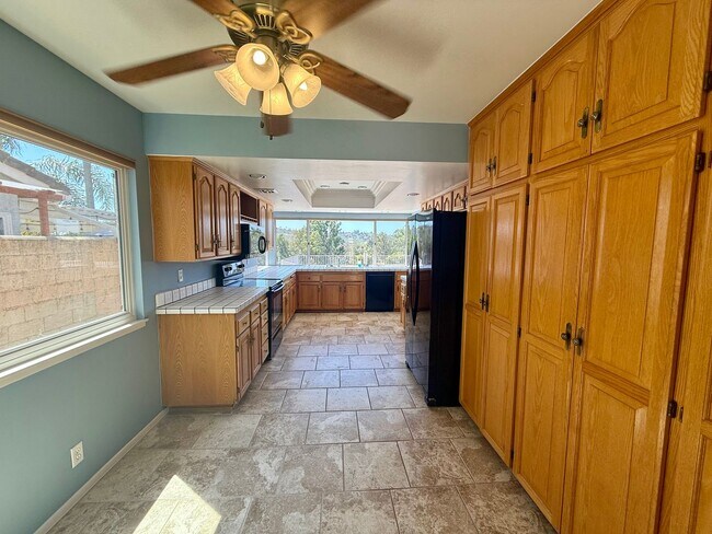 Building Photo - Lake Murray View Home with Expansive Outdoor Living - Available Now!