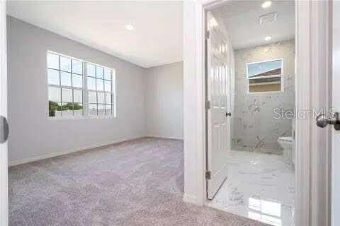 Building Photo - 646 Desmoines Ct