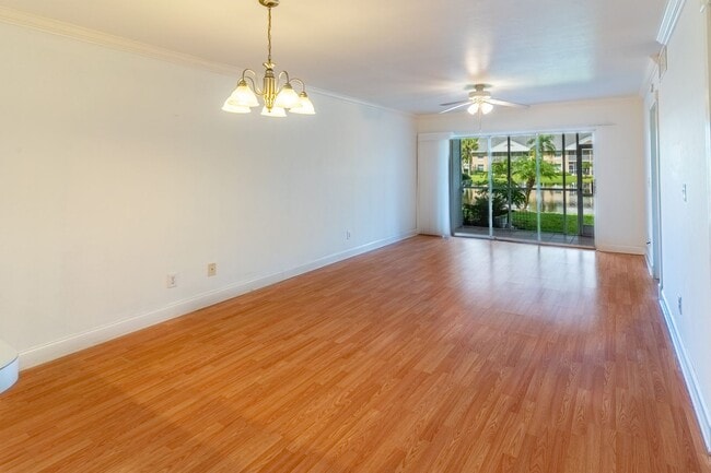 Primary Photo - Well-Maintained 2BR/2BA Condo with Lake Vi...